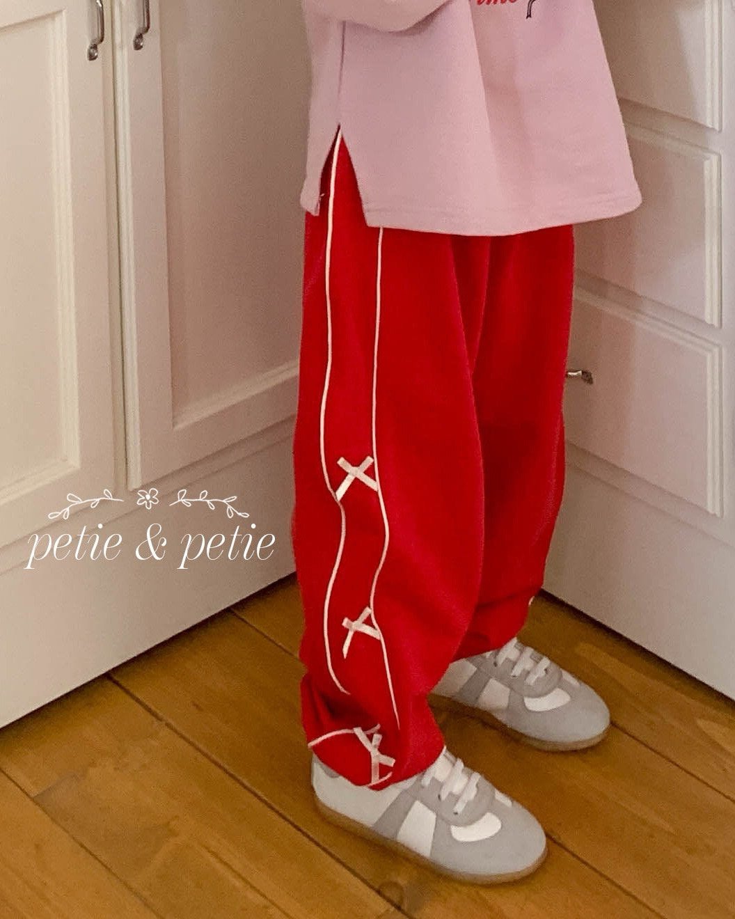 Line Ribbon Jogger Pants-petit petit-50