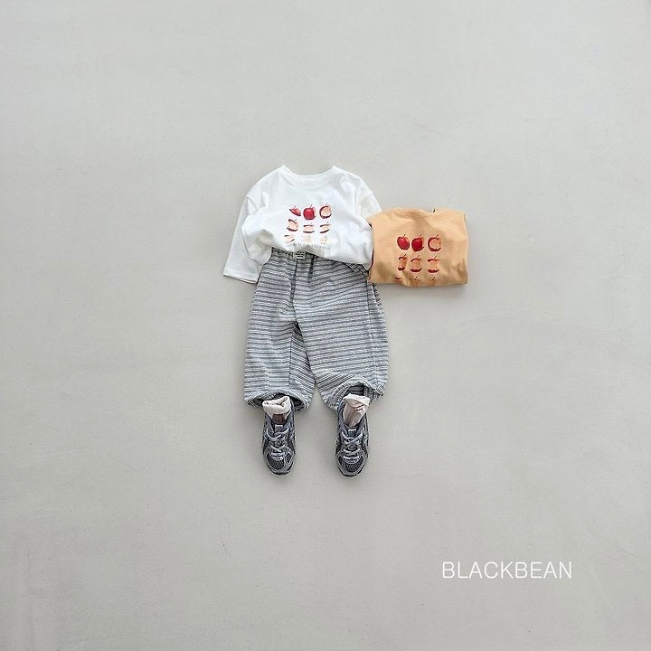 Apple Tee-Blackbean-6