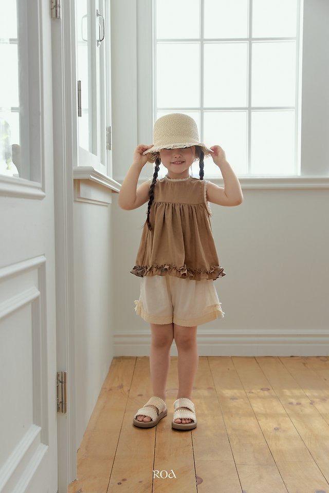 Sleeveless Yoke Ruffle Blouse-roa-16