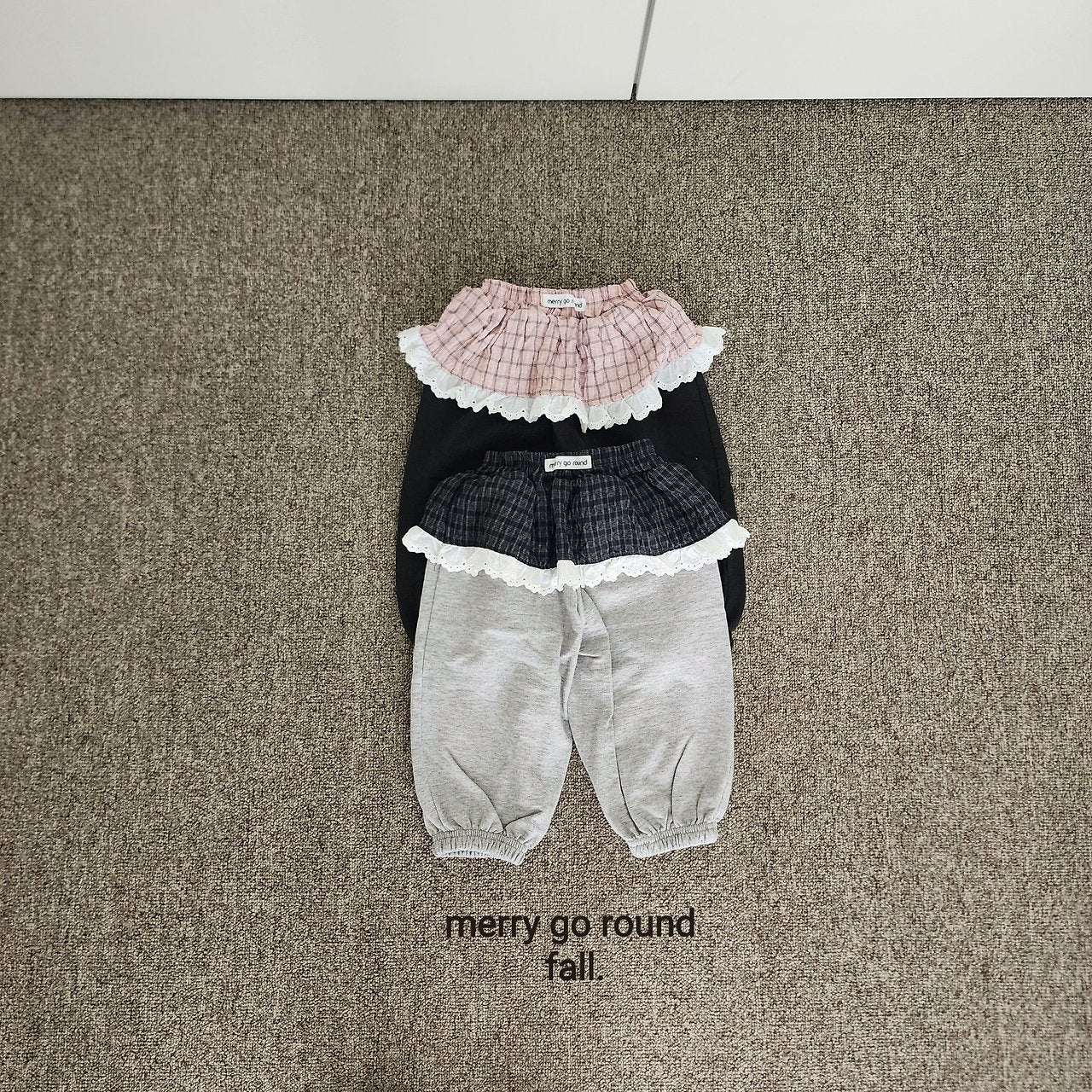 Check Skirt Jogger Pants-merry go round-15