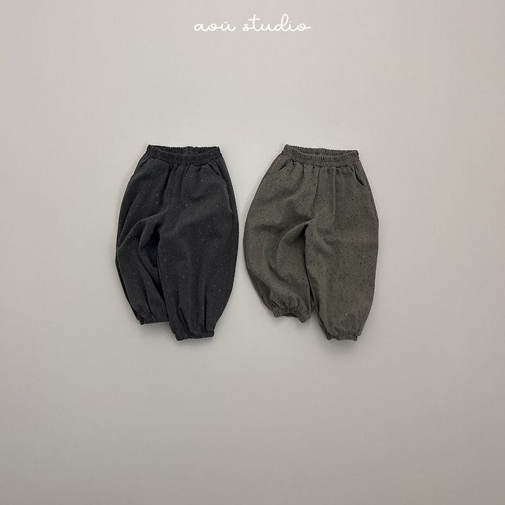 Hina Jogger-aoü studio-1