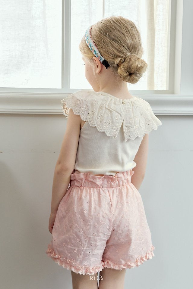 Vanilla Lace Sleeveless T-shirt-roa-30