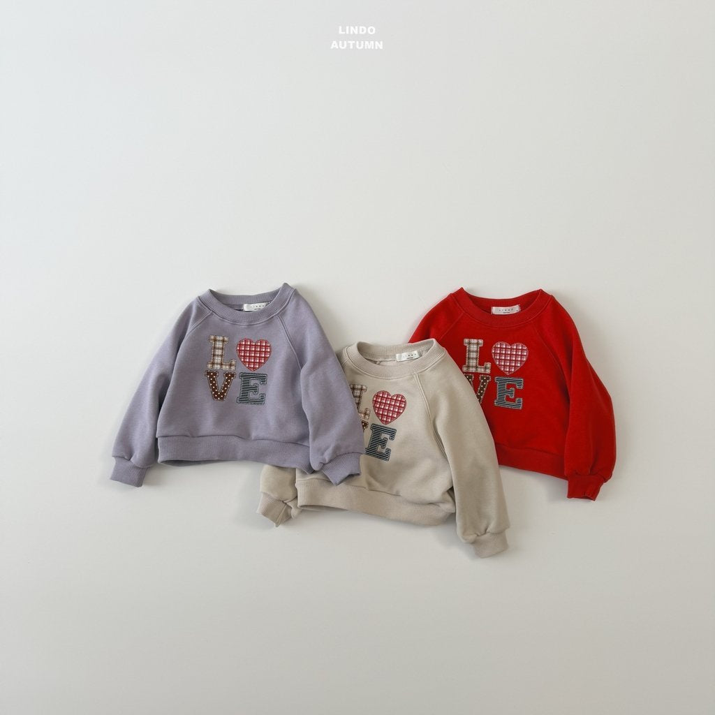 Love Heart Sweatshirt-LINDO-17