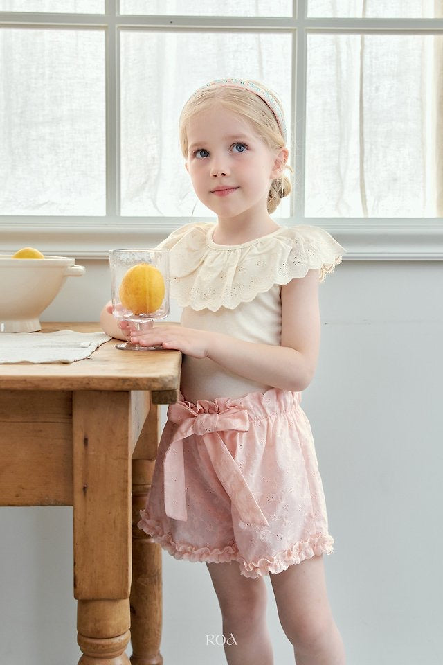 Vanilla Lace Sleeveless T-shirt-roa-30