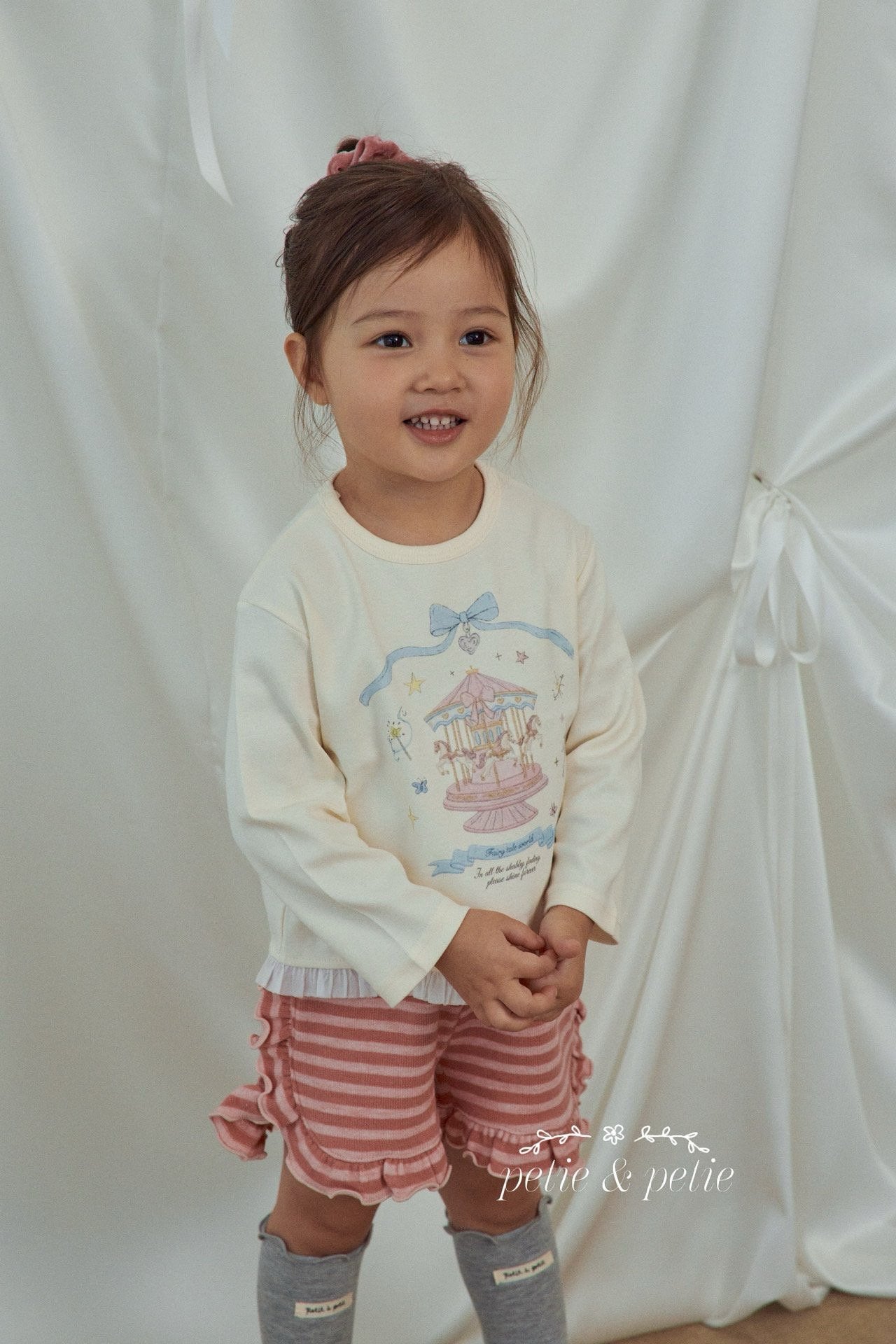 Carousel T-petit petit-17