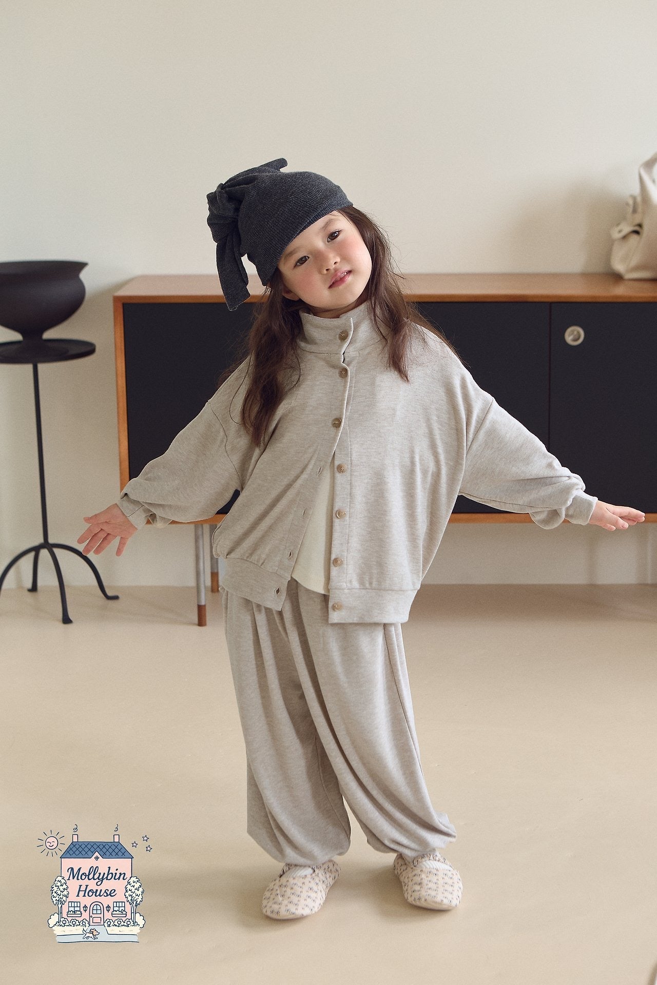 Willow Cardigan (Oatmeal)-mollybin-1