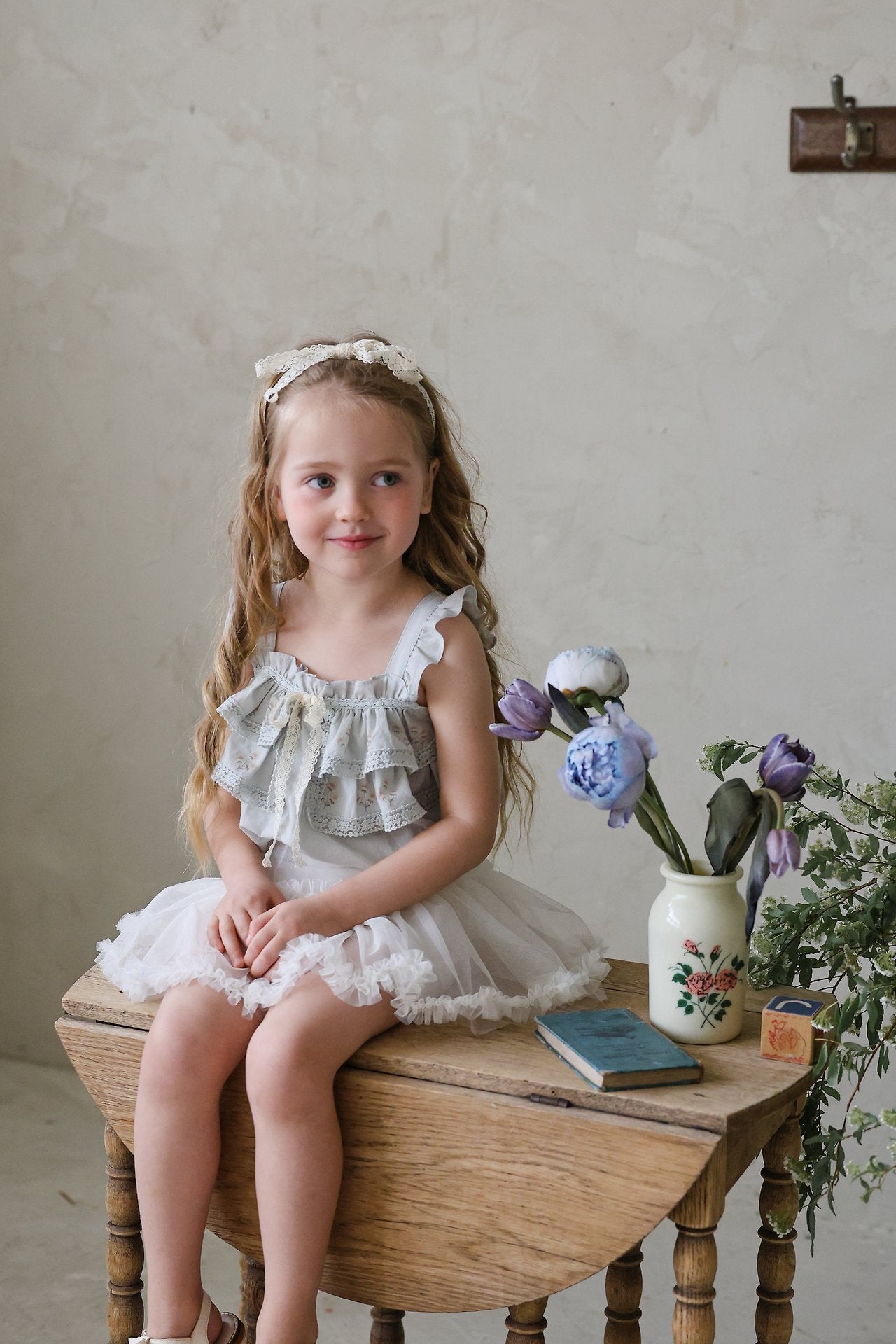 angel sleeveless blouse-FLO-4-3