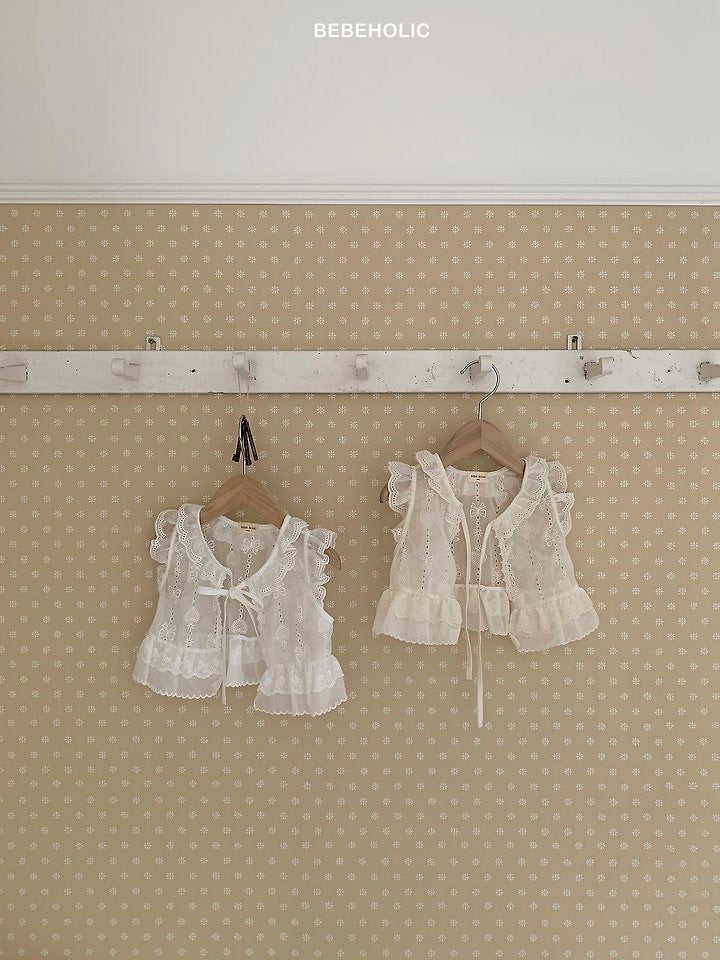 heart ribbon vest / bebeholic -14