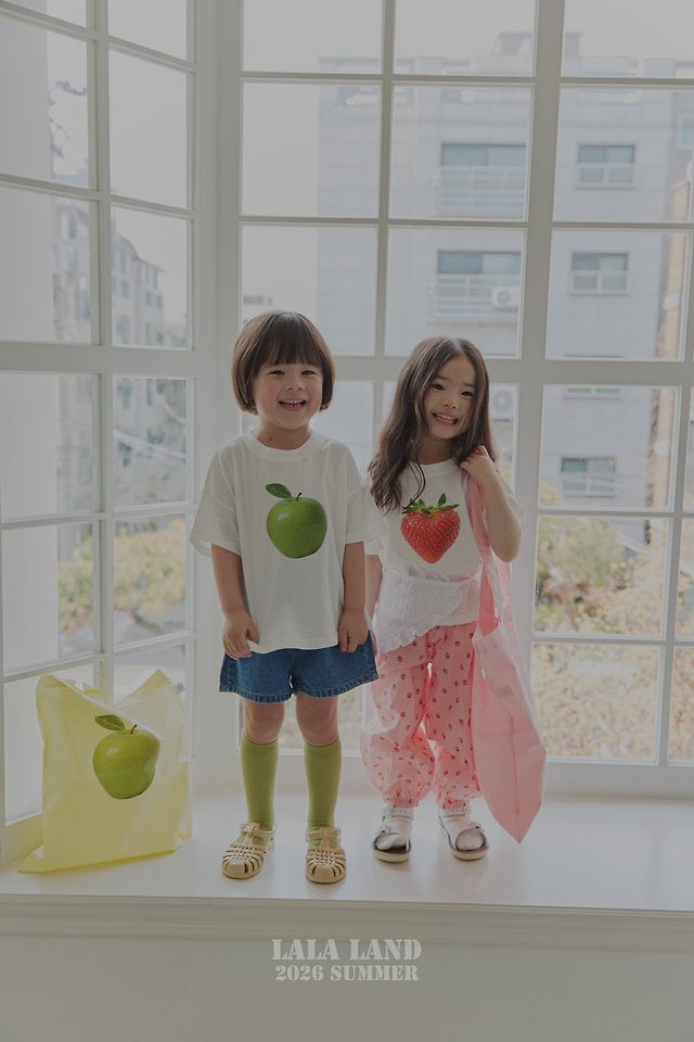 berry apple tee-lalaland-24