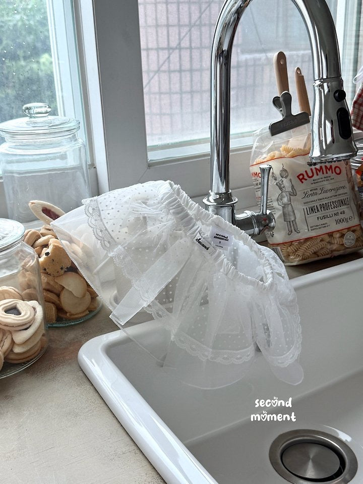 Lace Wrap Skirt-second moment-11