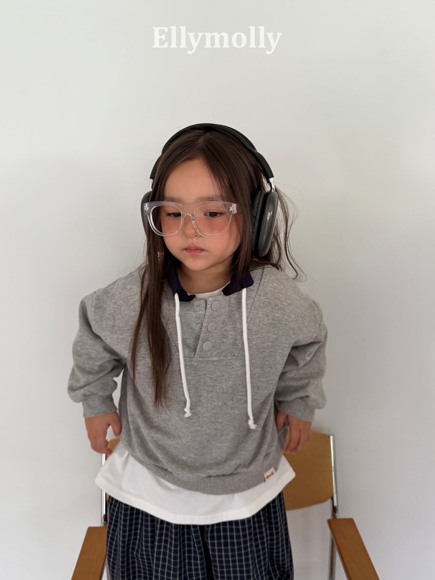 Two-Tone Harbor Sweatshirt-ellymolly-9