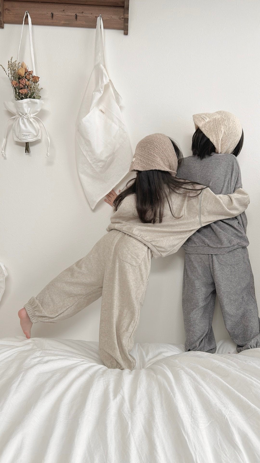Dongle Pants-MoA-14