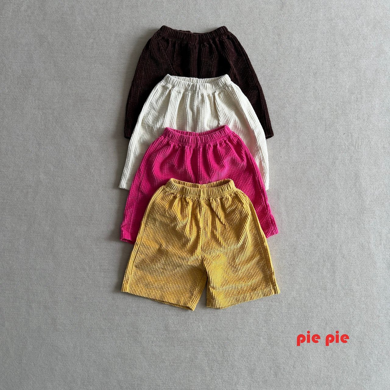 Emboss Corduroy Bermuda - pie-19