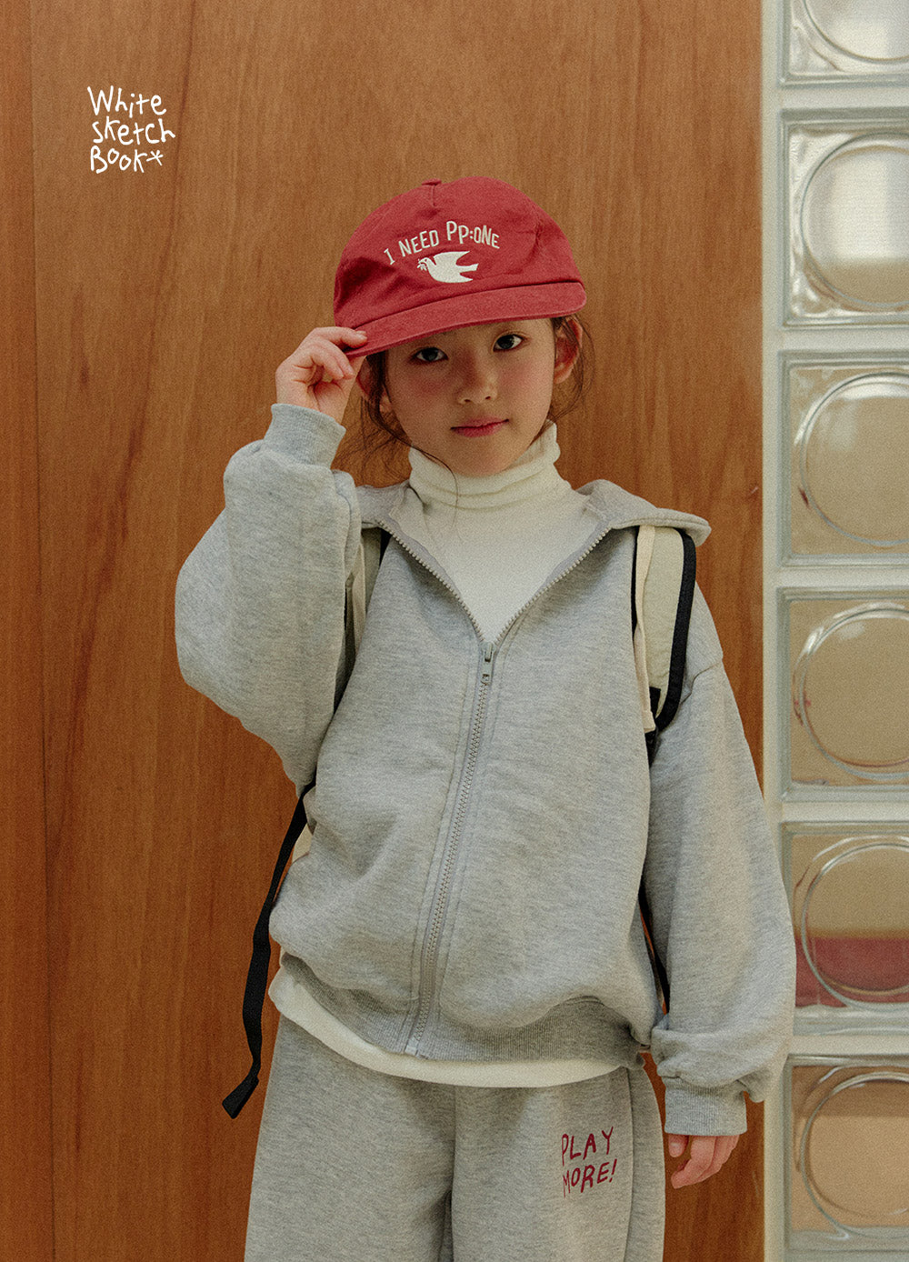 Hug Brushed Fleece Hoodie Zip-Up-White Sketch Book-25