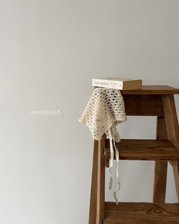 Knit Kerchief-mienbloom.B-51