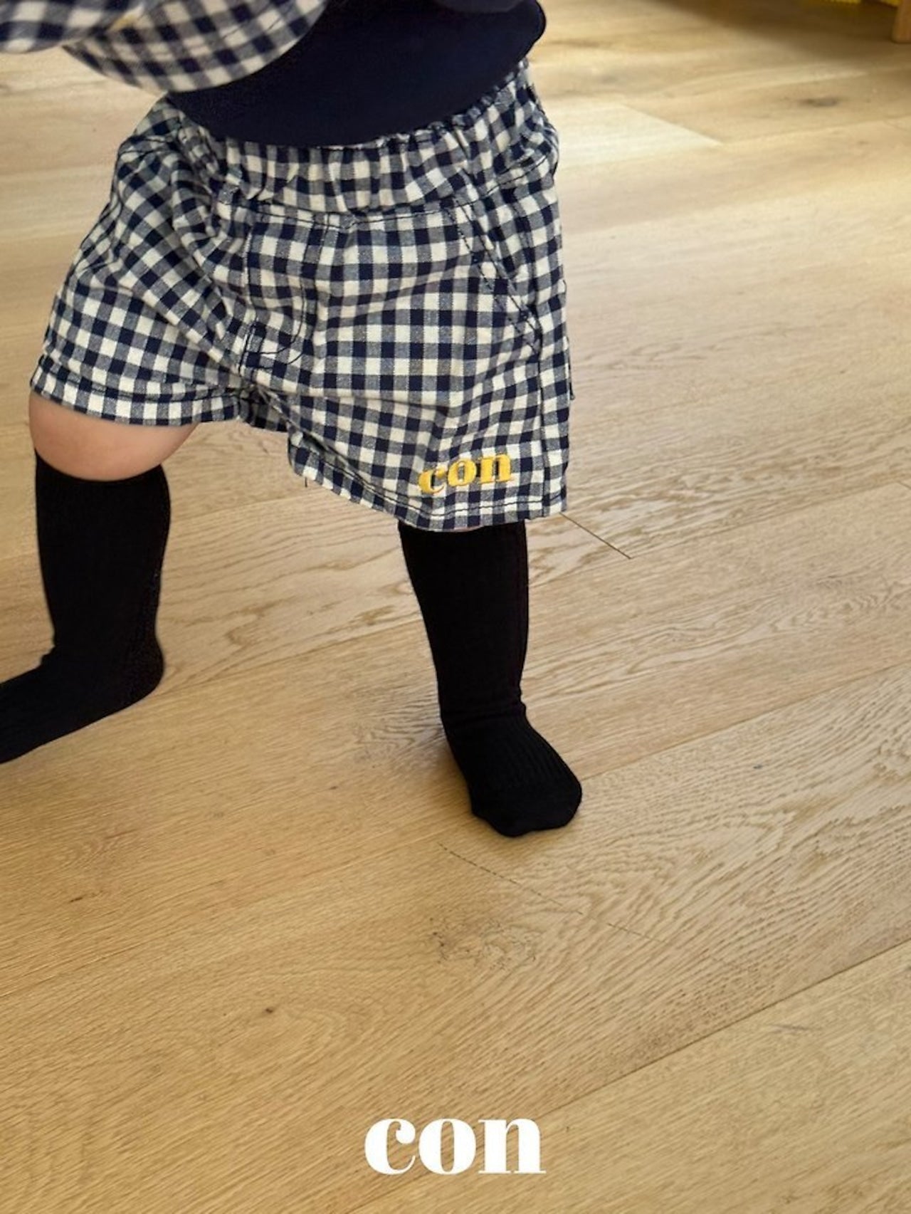 con check short pants-con27