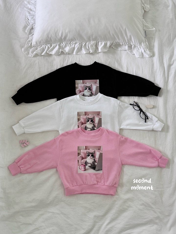 Cat Sweatshirt-second moment-19