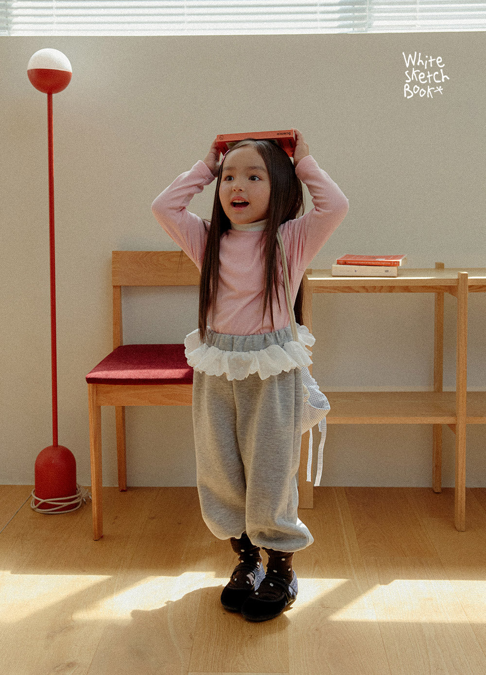 Roji Brushed Fleece Frill Pants-White Sketch Book-34
