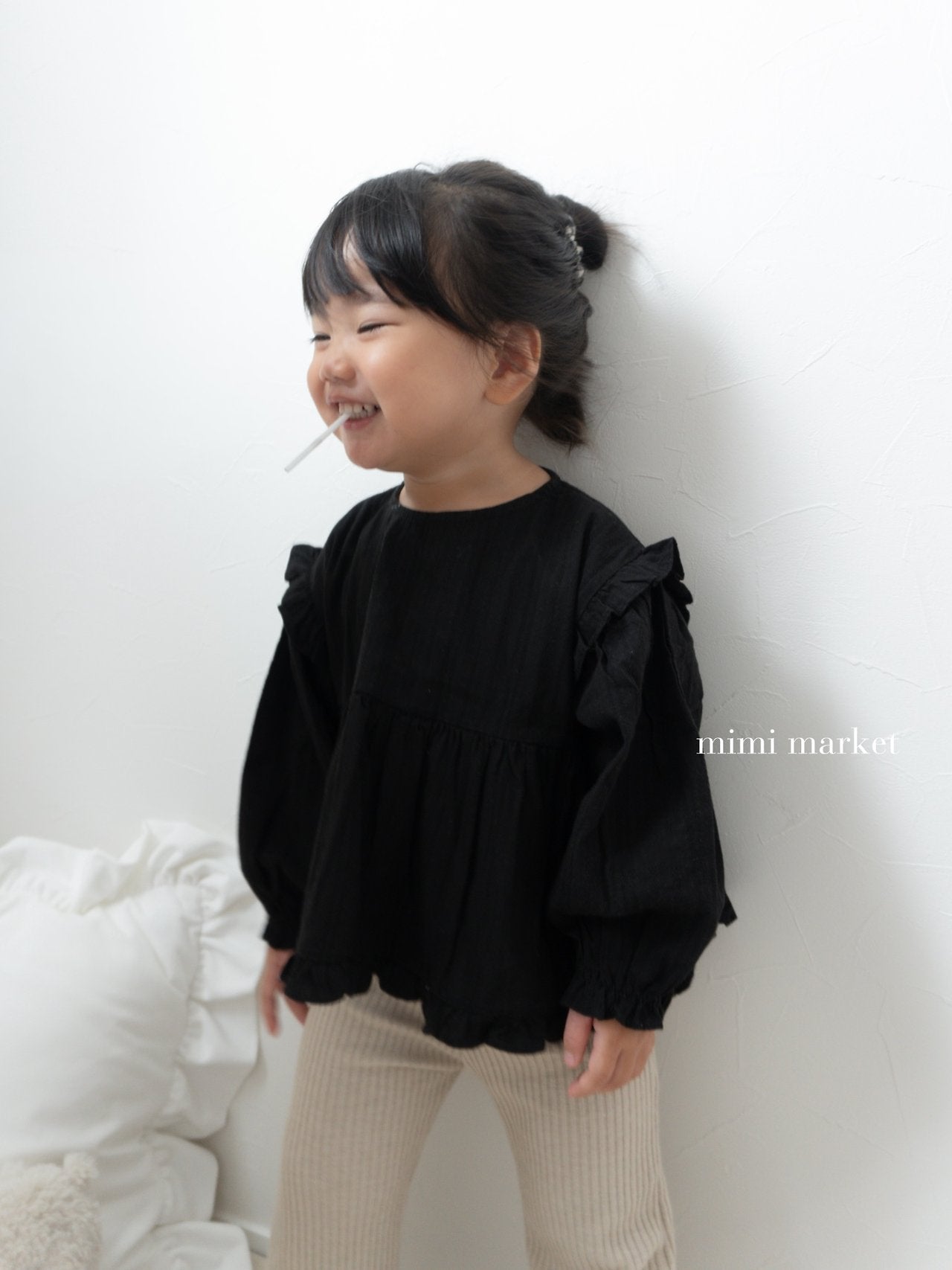 shoulder-frill-blouse-mimi-market-32