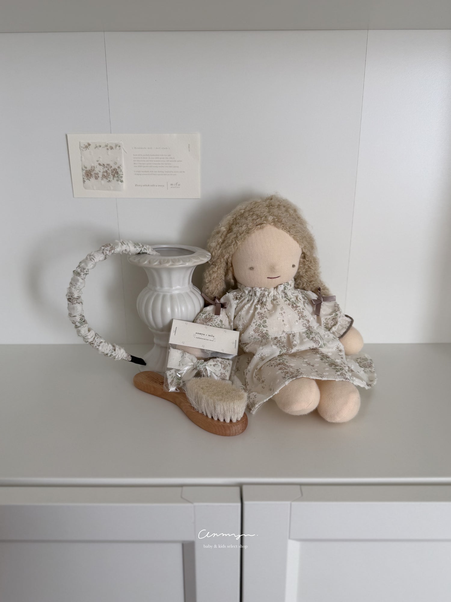 ｜即納｜vello ruffle doll ops milu collabo