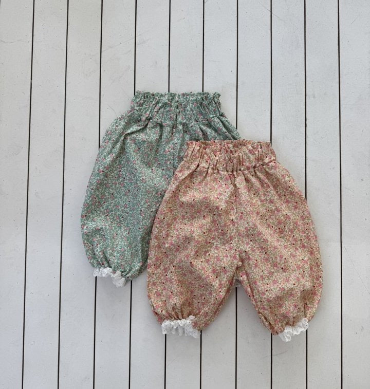 Aladdin Lace Jogger Pants-le petit mot-13