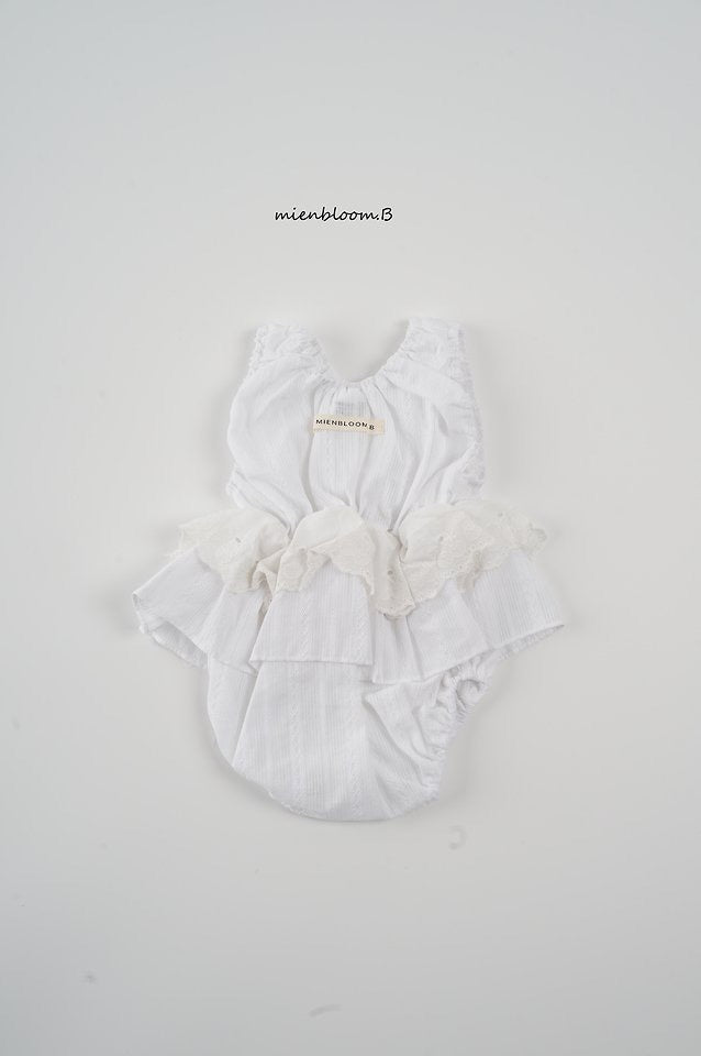 lace frill suit-mienbloom.B-10