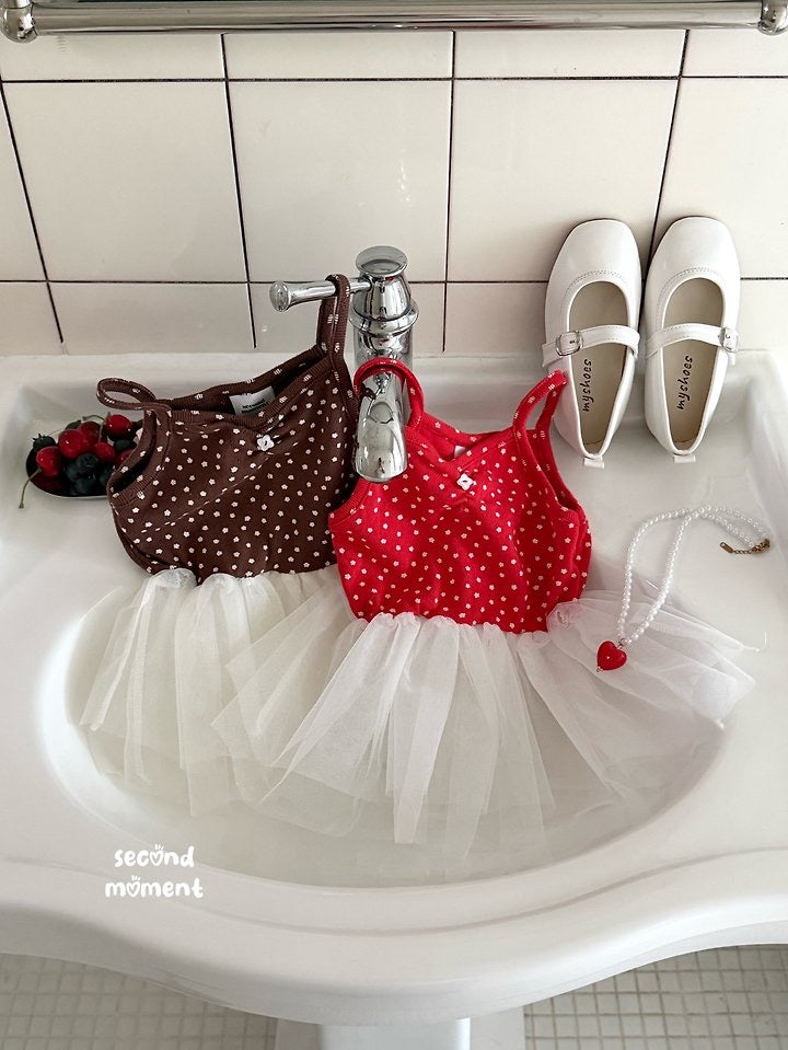Daisy Bustier-second moment-45