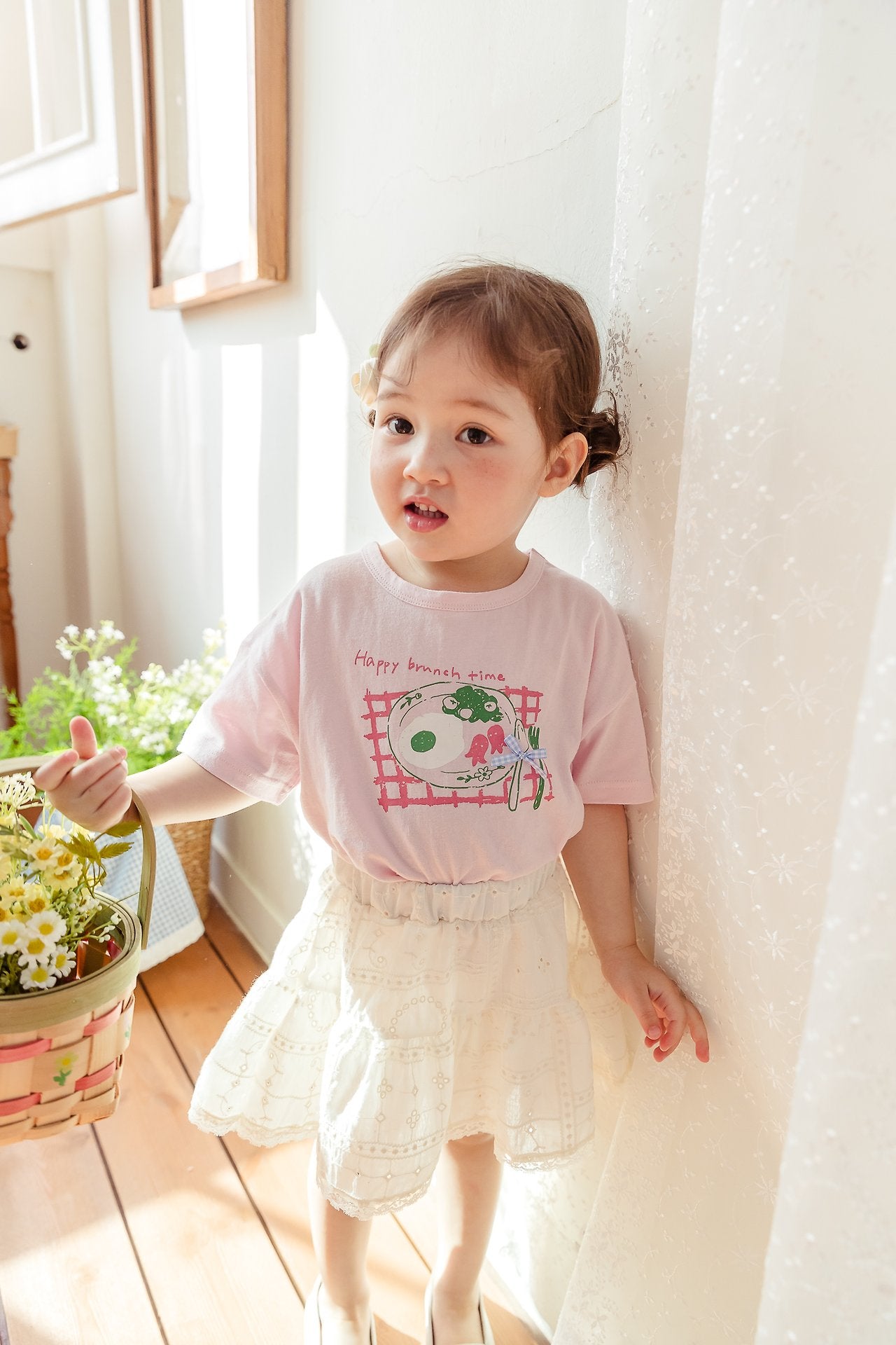 brunch tee-milkpowder-18