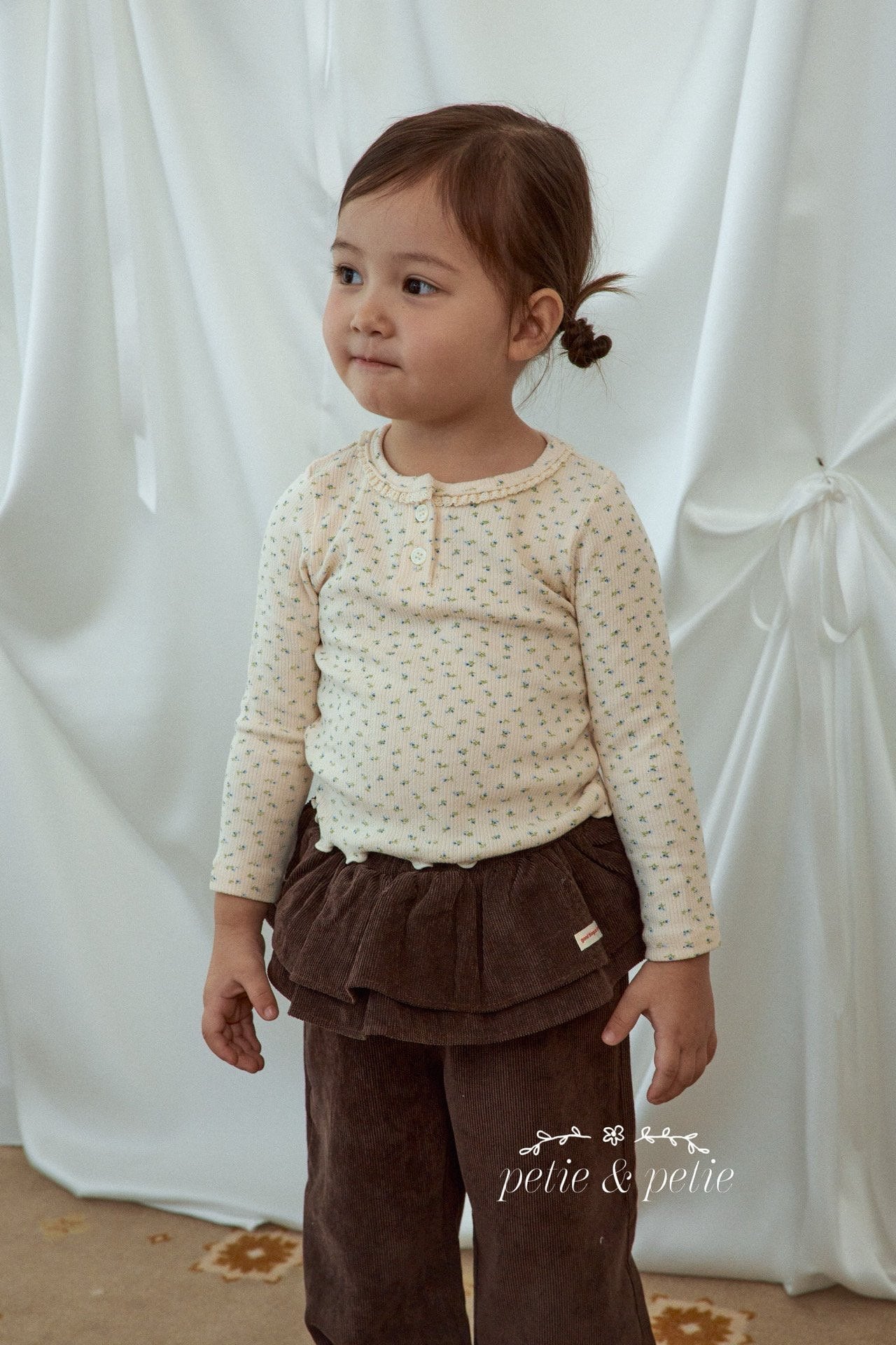 Lisa Flower T-petit petit-9
