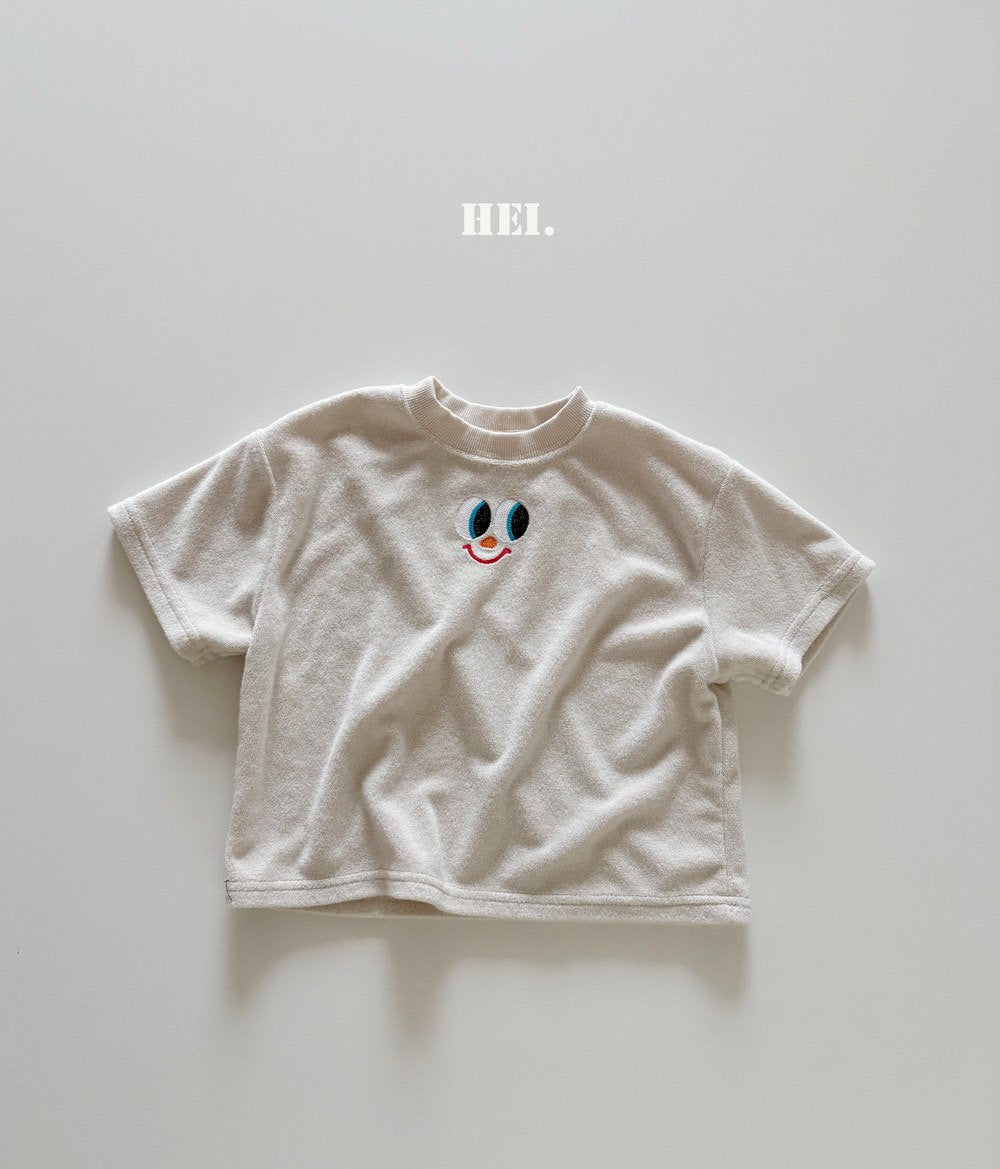 Peekaboo T-Shirt-Hei-5