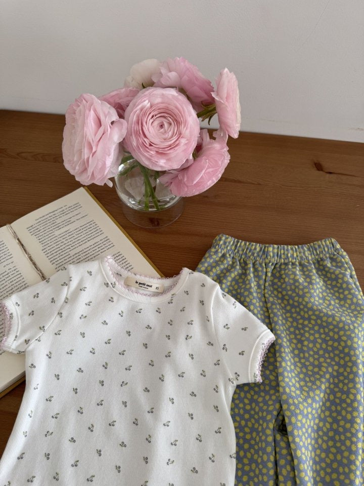 Cherry Eyelet Tee-le petit mot-7
