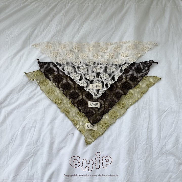 Triangle Headscarf-chip-45