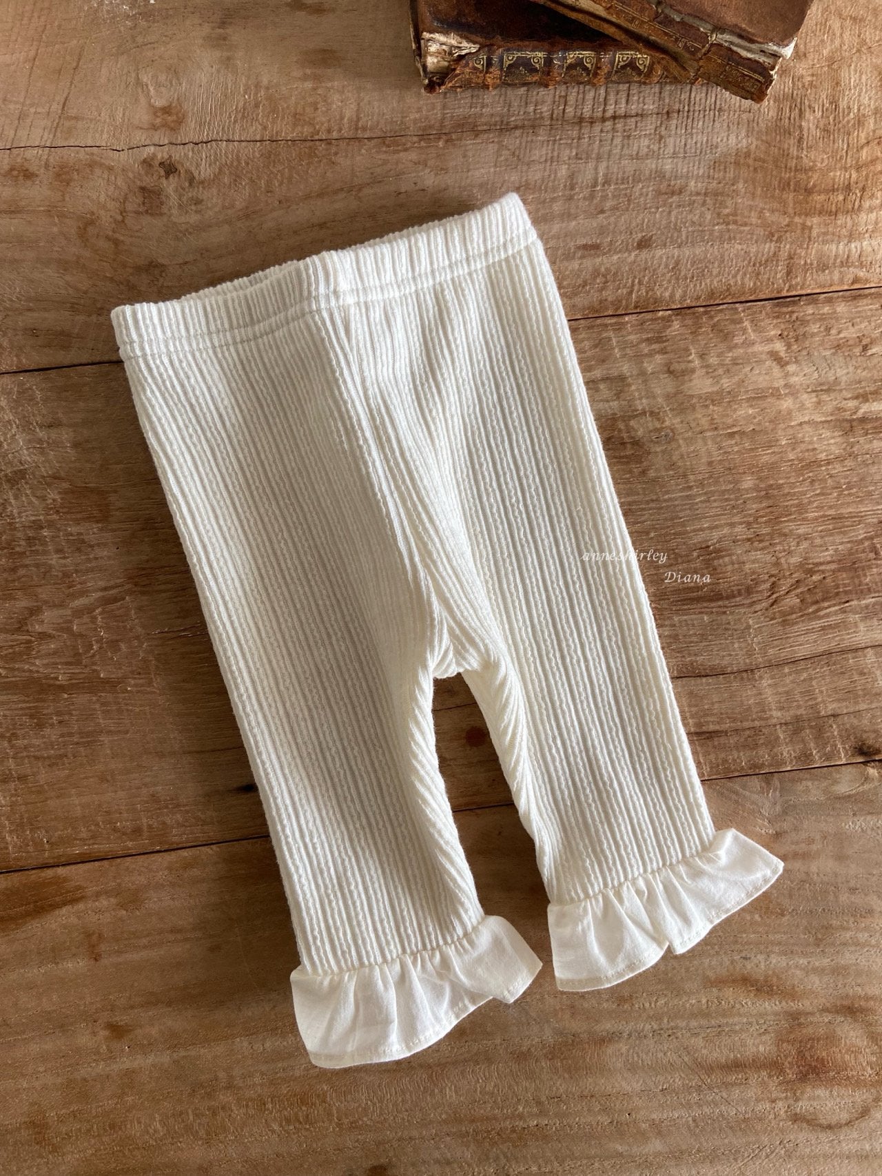 Lucy Leggings Pants-anneshirley-28