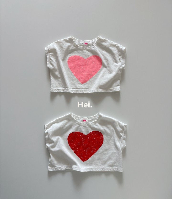 Heart T-shirt-Hei-8