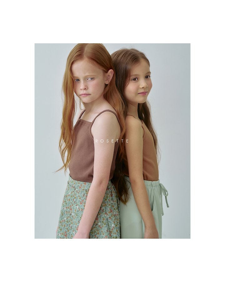 Jelly Sleeveless T - rosette-1