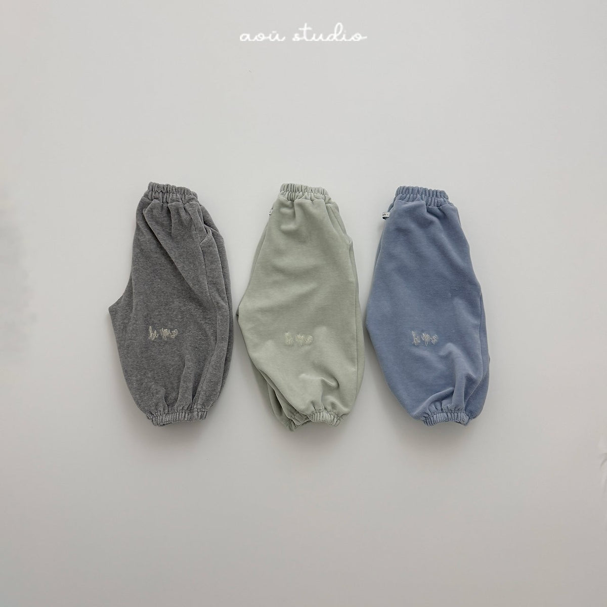 Beluga Jogger-aou studio-20