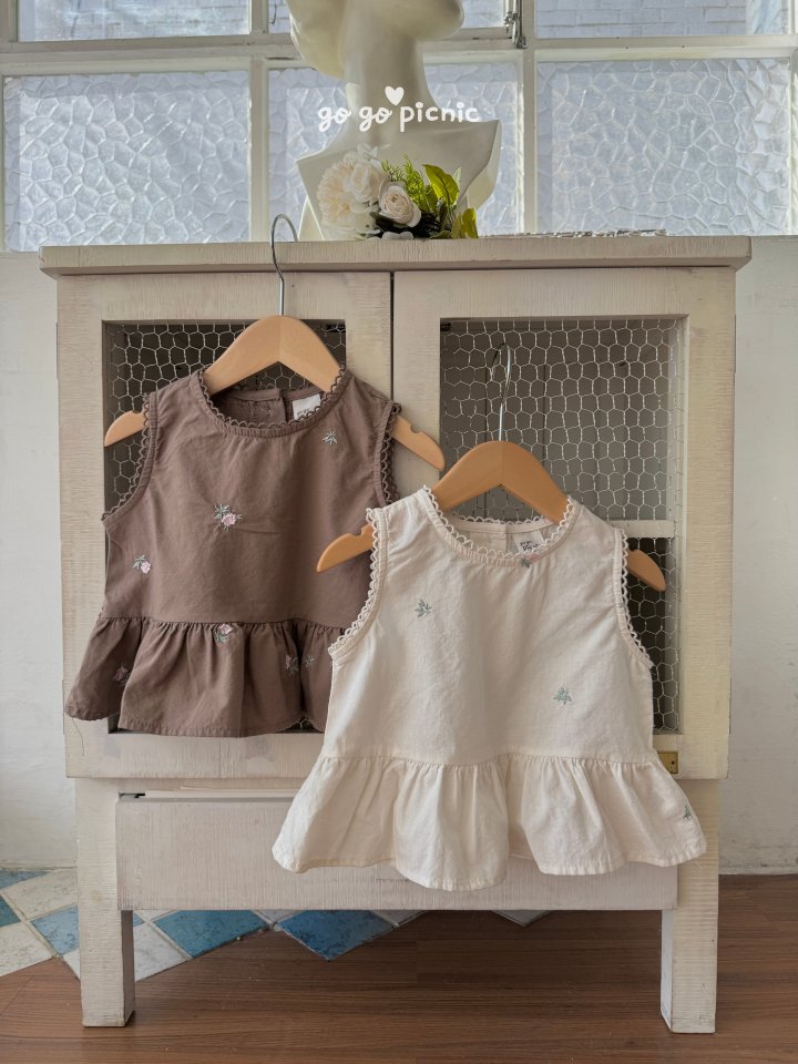 rosie blouse-go go picnic-4