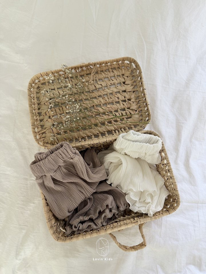 pleated pants / lovin -11