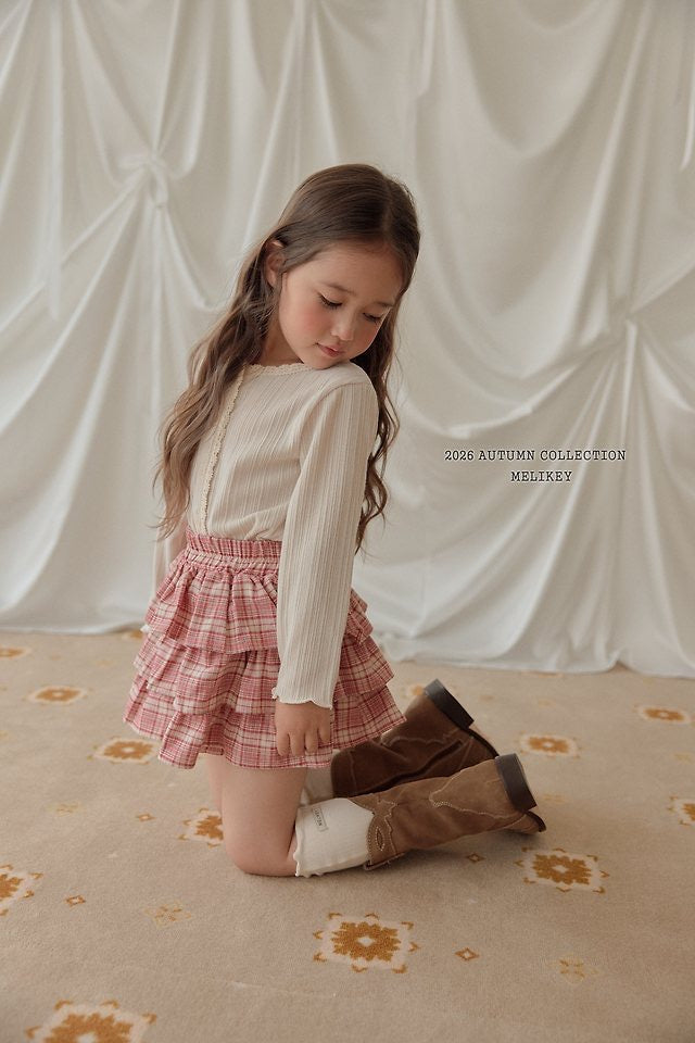 Ilia Frill Shorts-Melikey-30