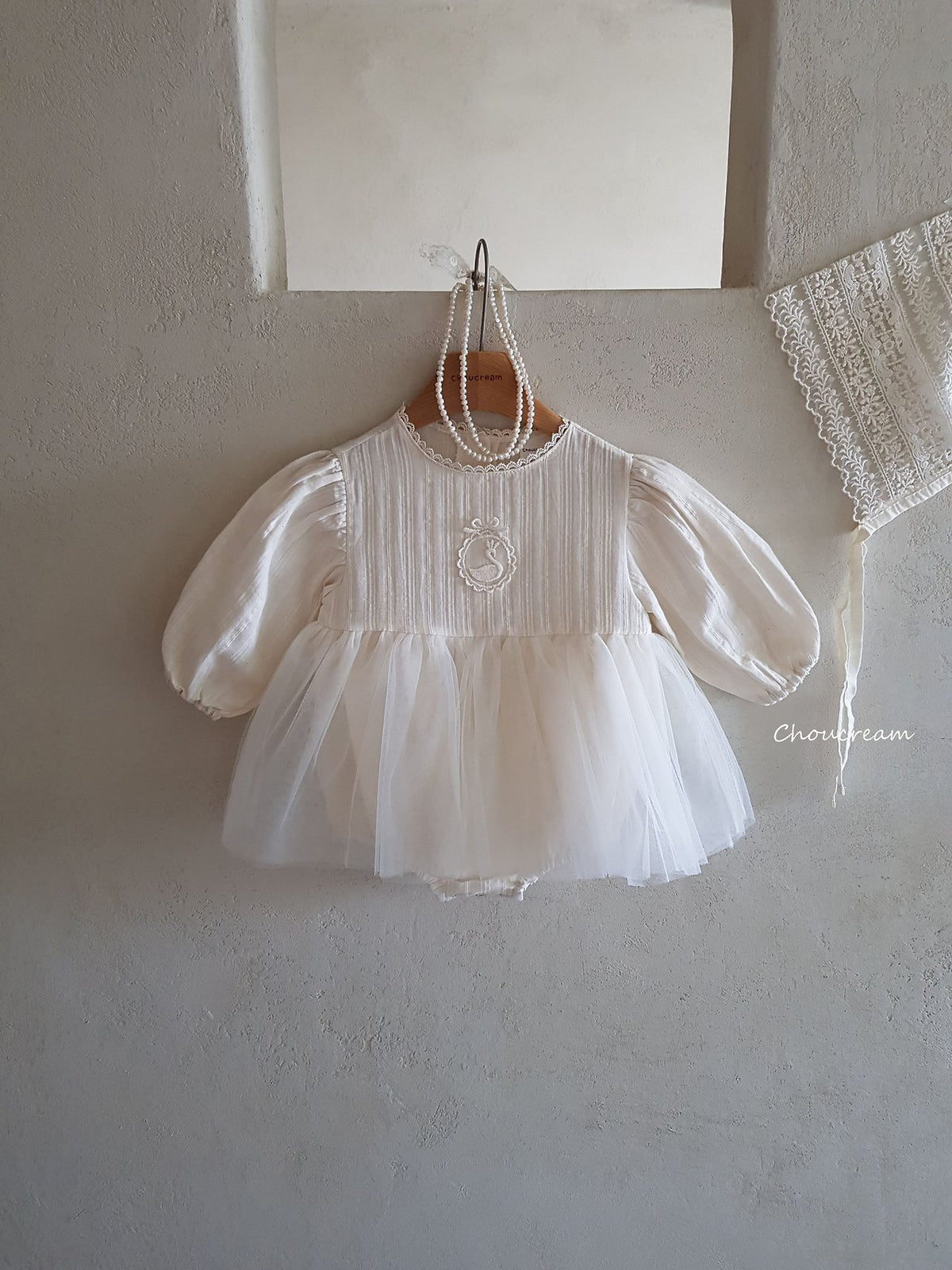 Swan One-Piece Suit-CHOUCREAM-13