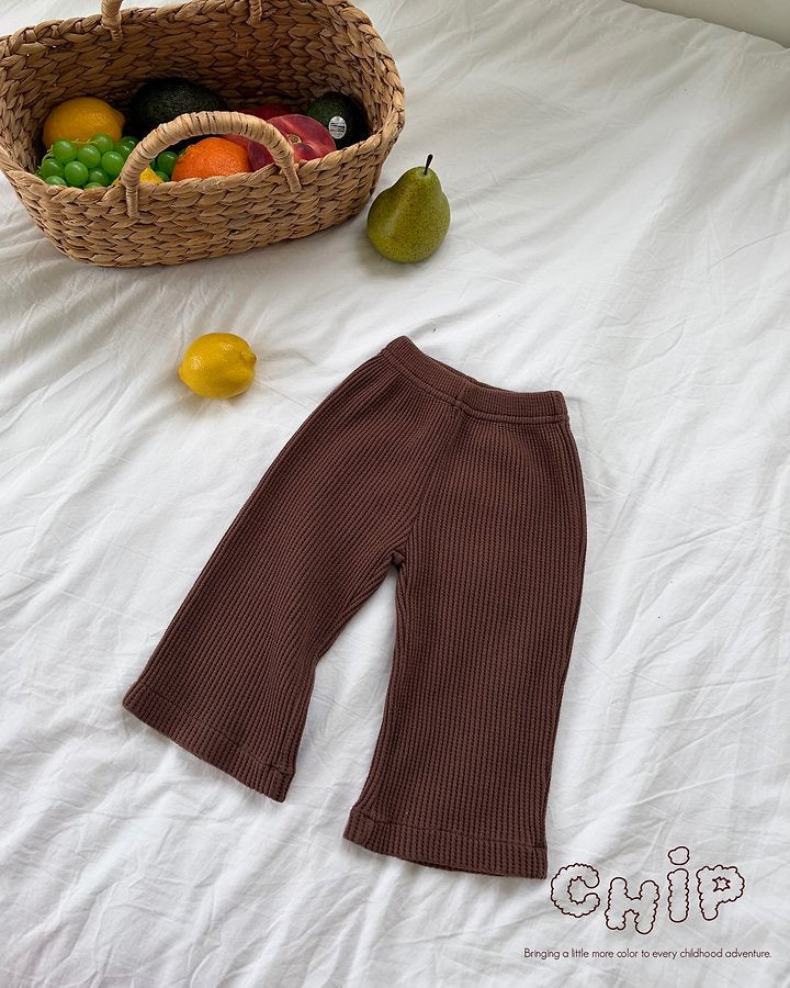 Bamsongi Tong Pants-chip-37