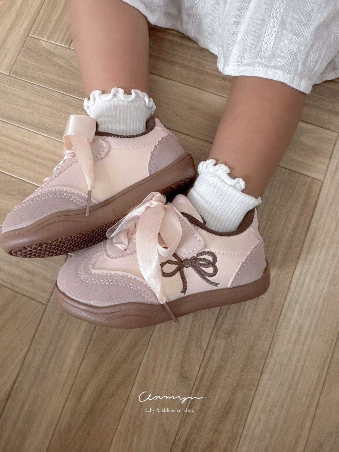 ｜即納｜Milky Ribbon Sneaker