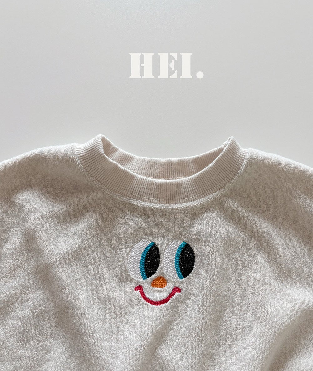 Peekaboo T-Shirt-Hei-5