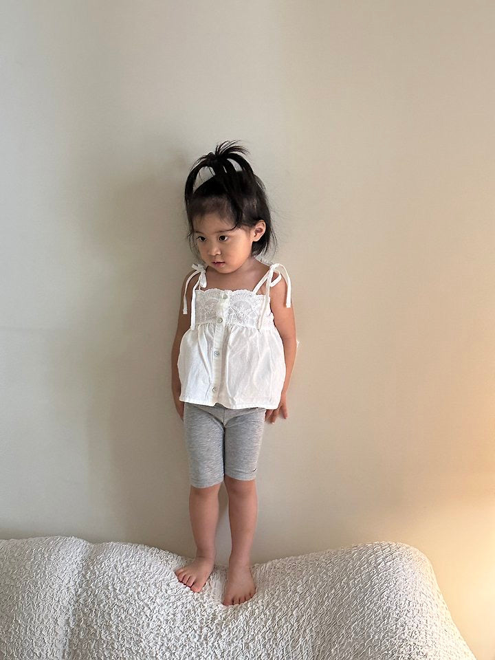 lace blouse-pepper-8