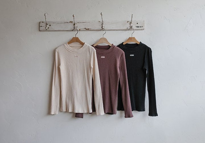 Moel T (Adult)-FLO-2-14