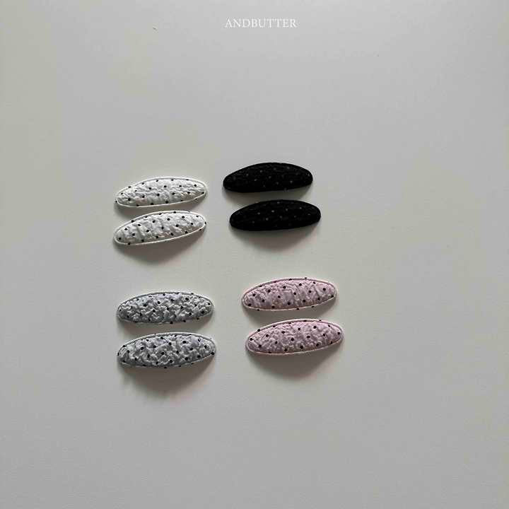 Rustling Dot Hair Pin-and butter-1