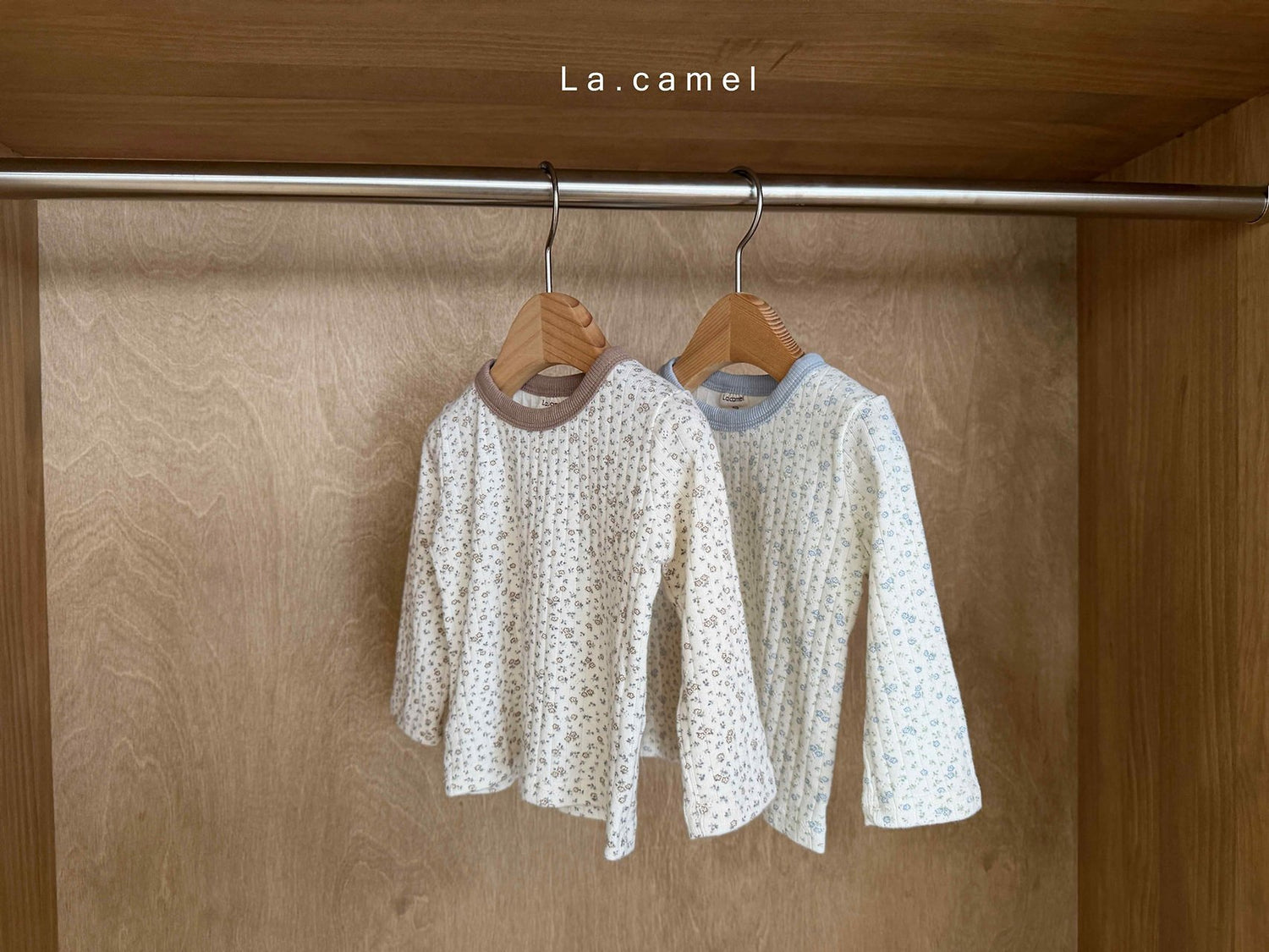 Mia T-la.camel-12