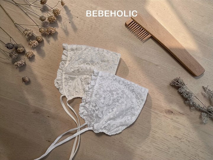 mireille lace bonnet / bebeholic -5