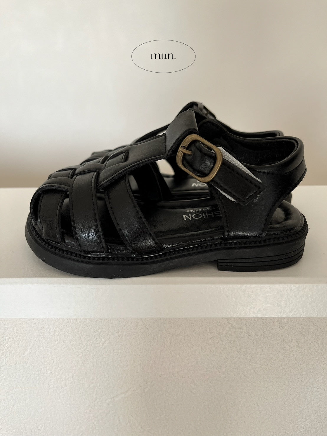 Gurkha Sandal /mun kodomofuku
