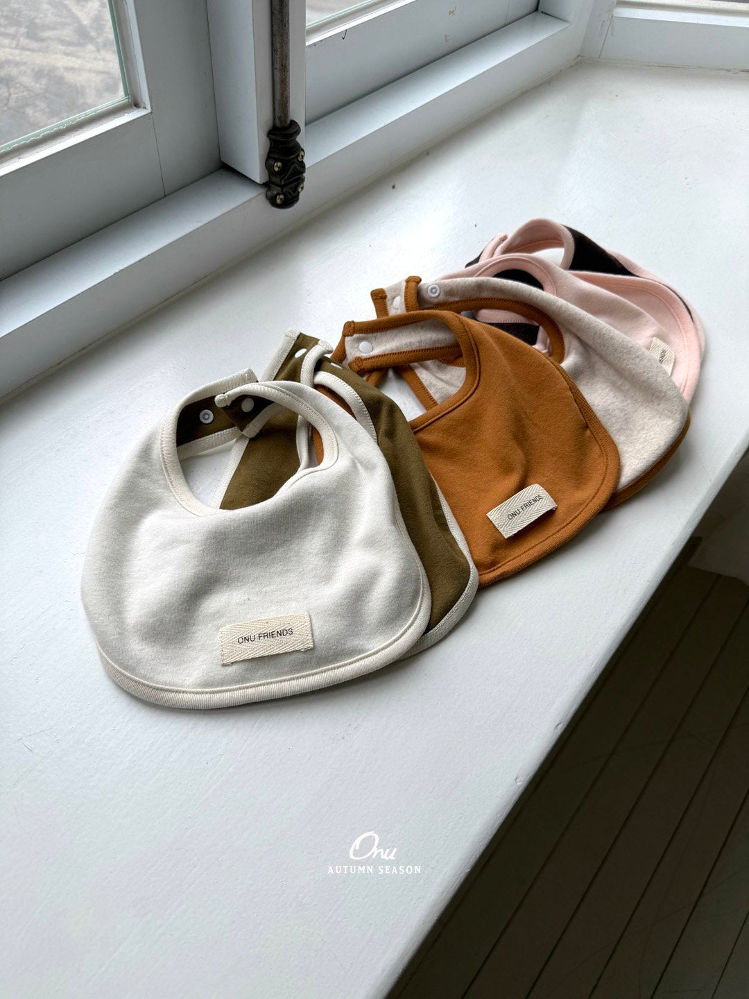 Reversible Bib-ONU-2